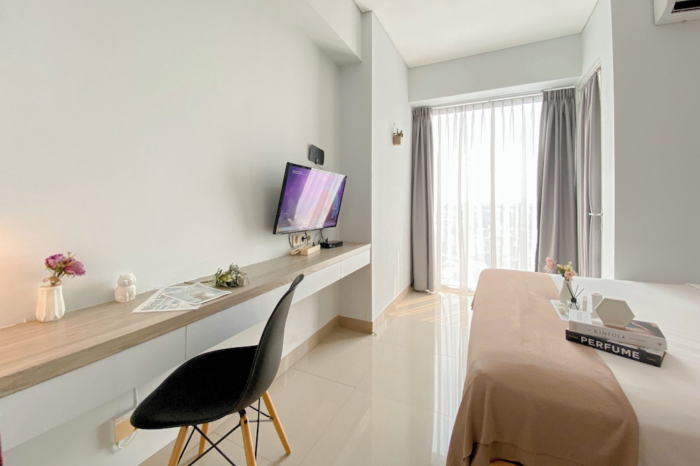 Modern Look Studio At Grand Kamala Lagoon Apartment