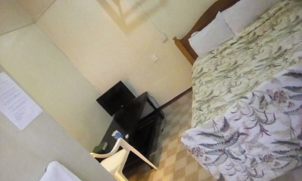 Photo 9