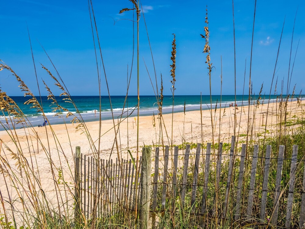 Surfview 2207 by Distinctive Beach Rentals