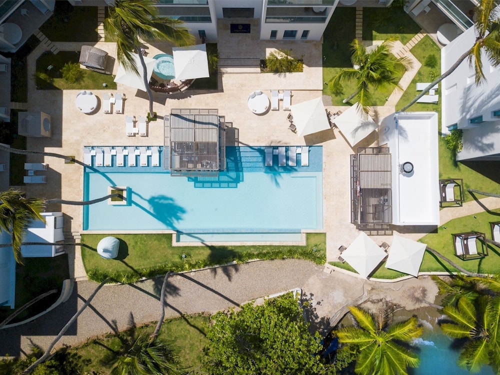 Outstanding 1 Bedroom Apartment Ocean View D