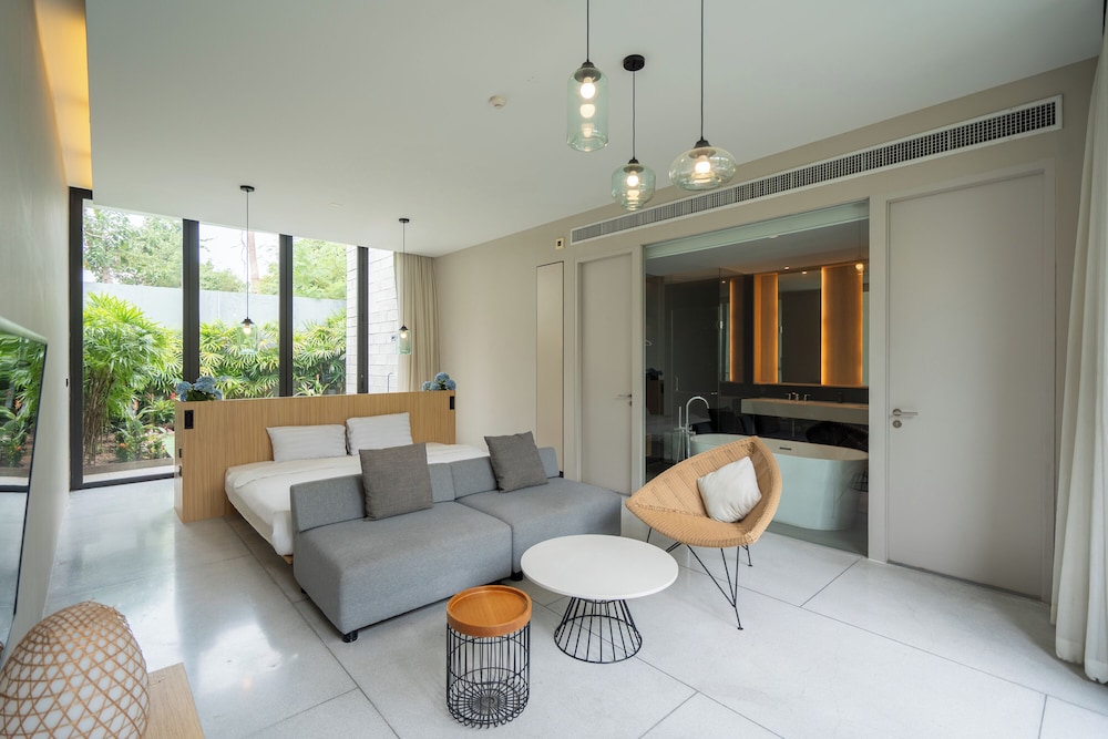 Oceanphere Villa by Prop Hopper