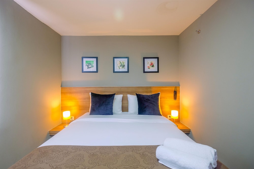 Fully Furnished with Comfortable 1BR Apartment at Mustika Golf Residence view 2