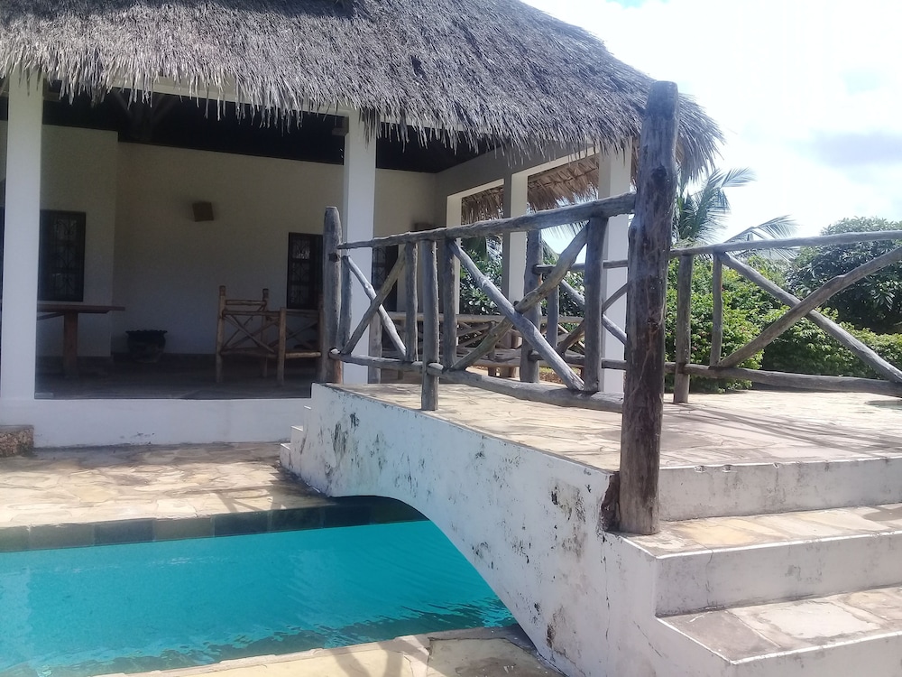 Lion Villa