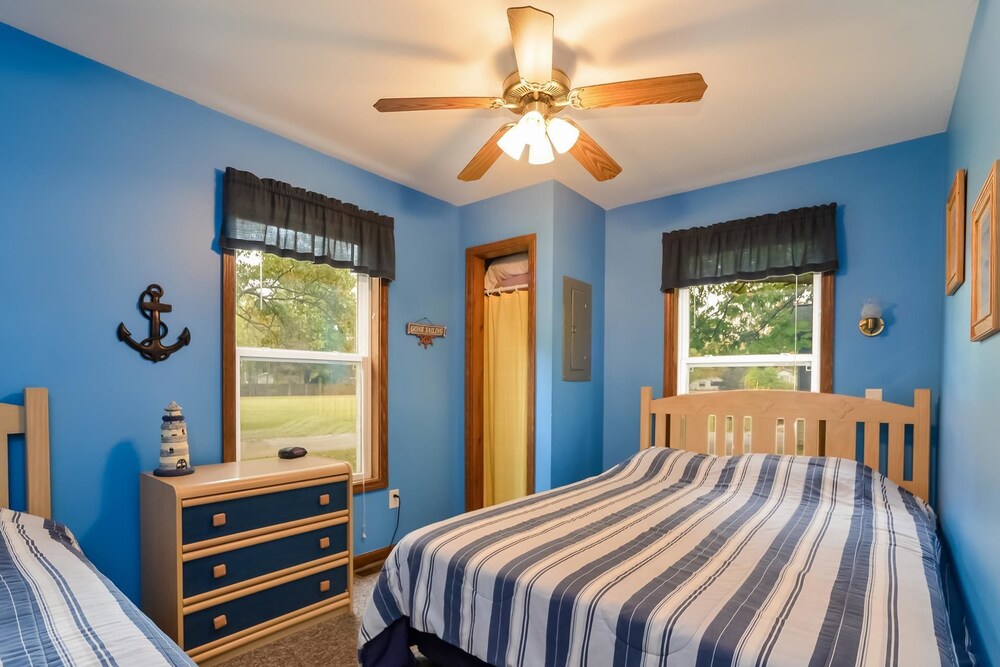Goshorn Lake Cottages