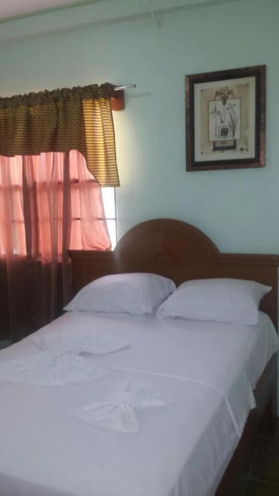 Ms Holder's Comfort Villa