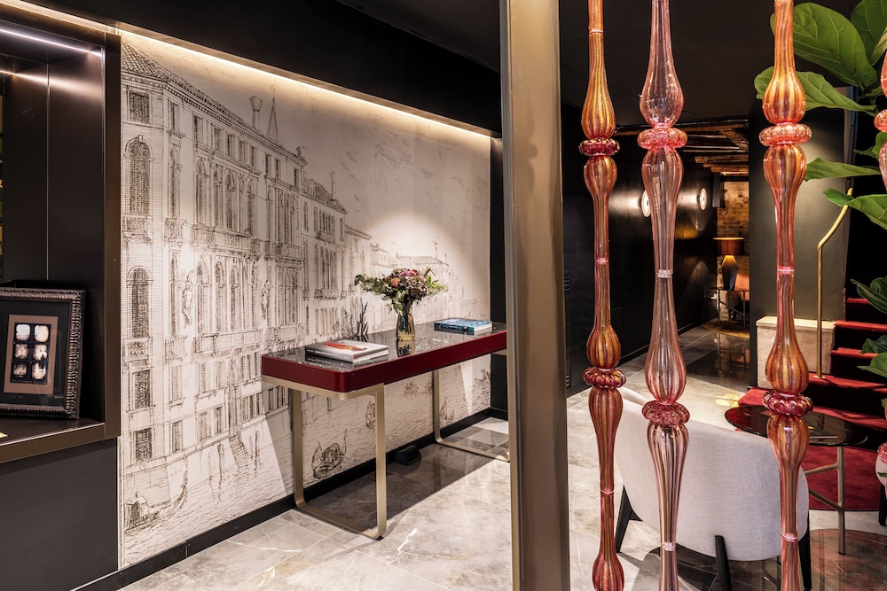 Palazzo Rota Luxury Apartments