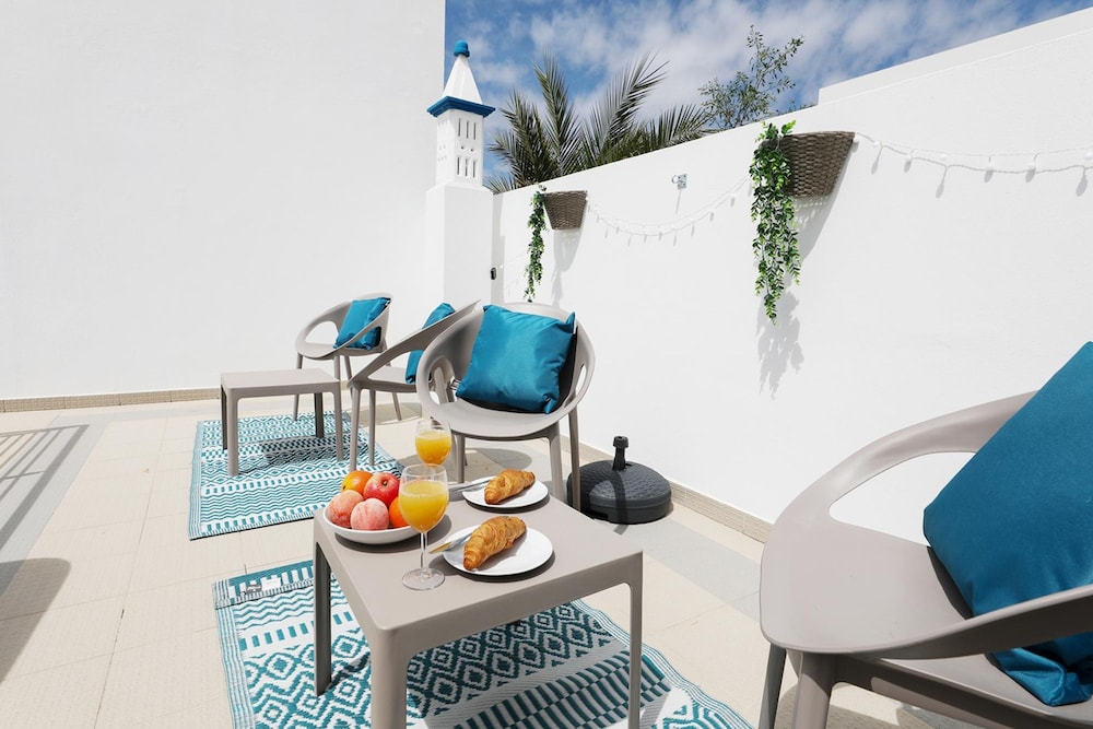 Z 03 - Bedroom 3 in Gil Vicente Guest Rooms