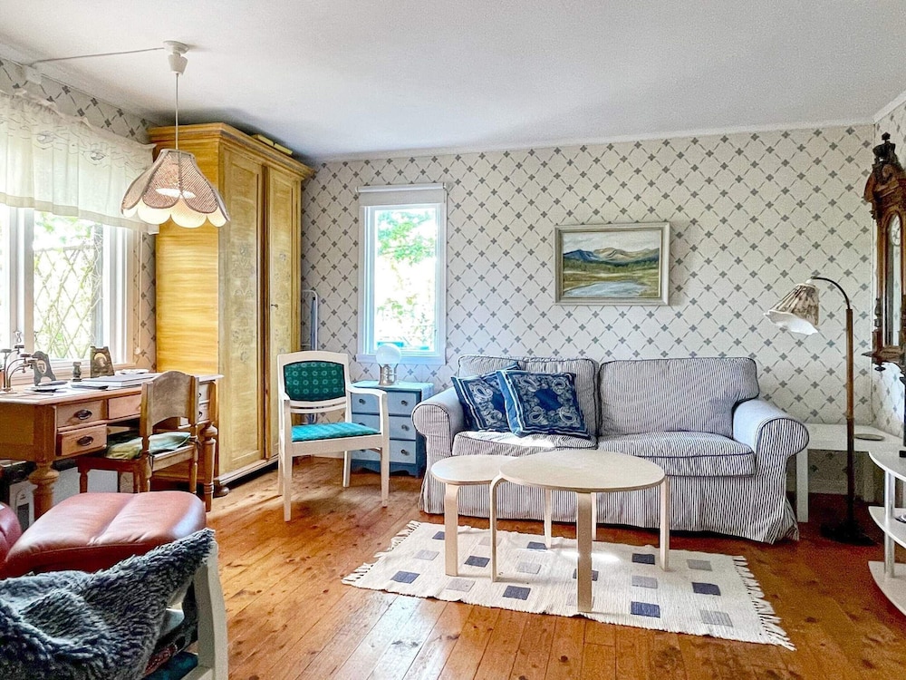 6 Person Holiday Home in Rockneby-by Traum