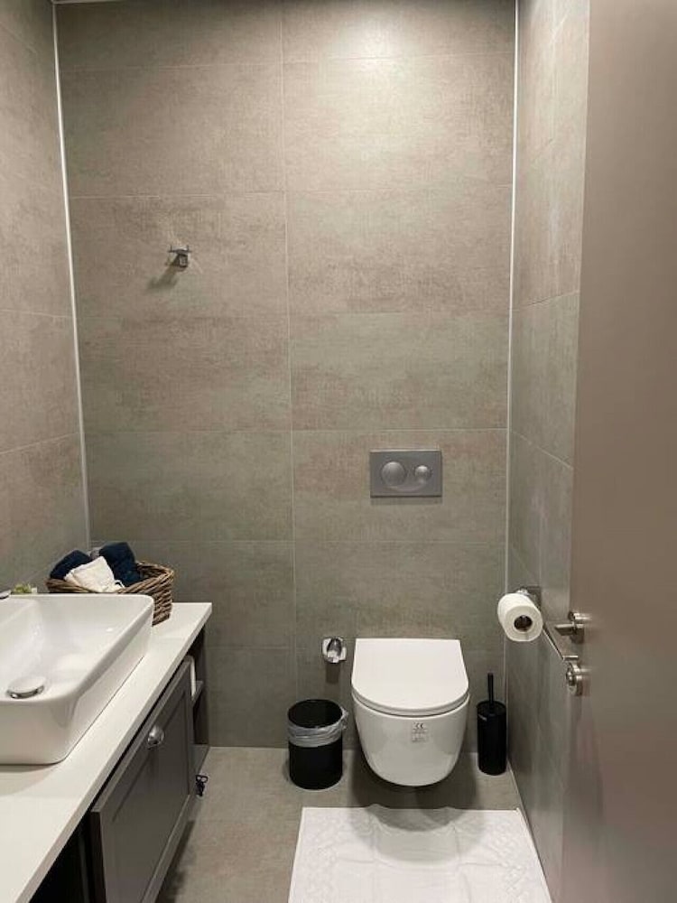 Lovely 1-bedroom Suite Apartment Near Mall of Istanbul