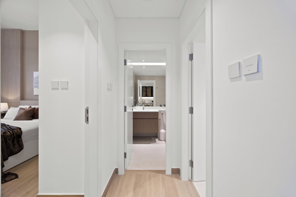 Portside Bliss La Mer 1 BR with Sea View