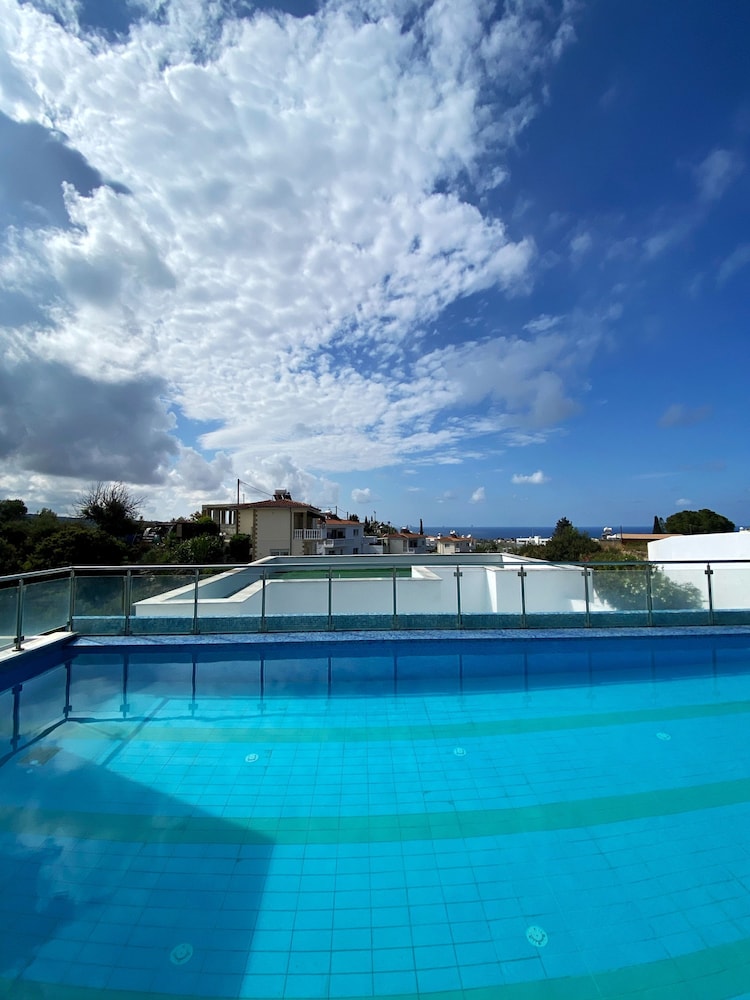 32 PEY - Stay Peyia Sunset Pearl