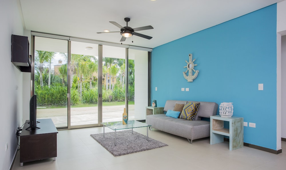 Acacia Condos