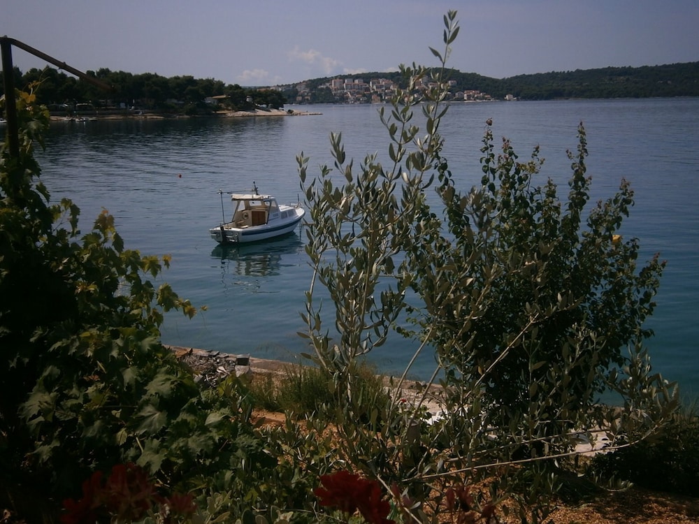 Photo 25