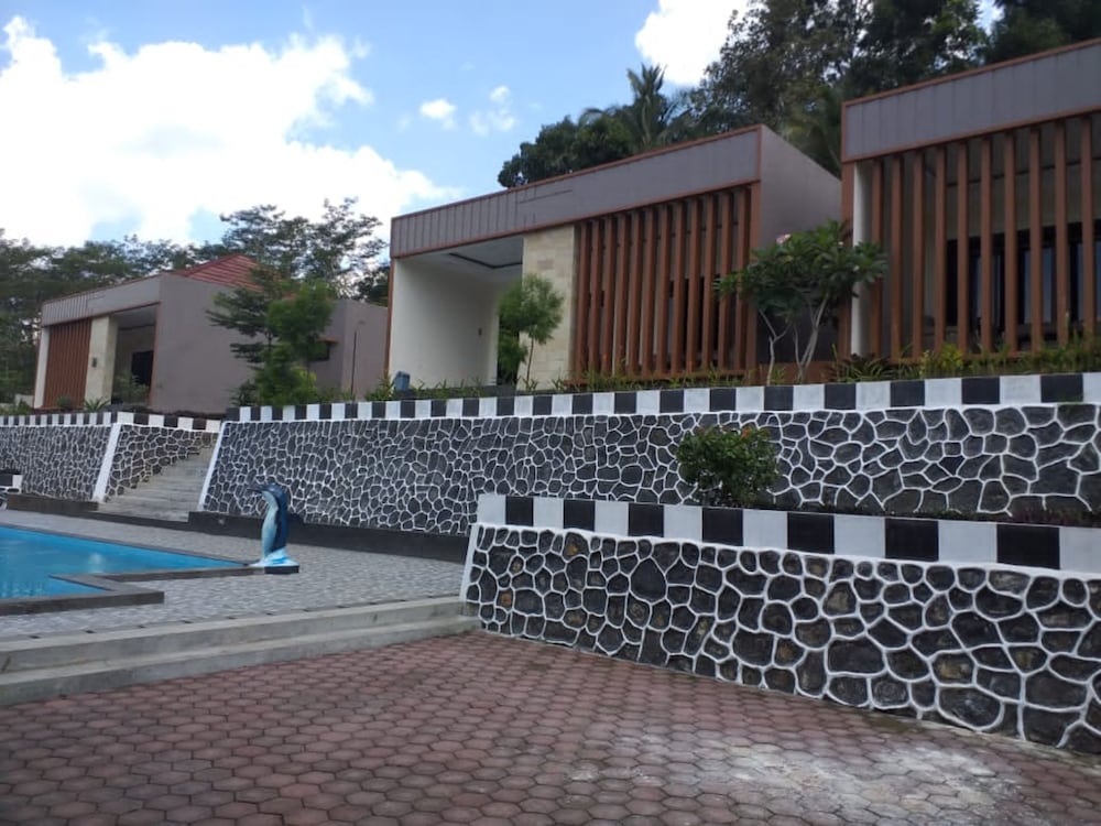 Oase Van Java view 3