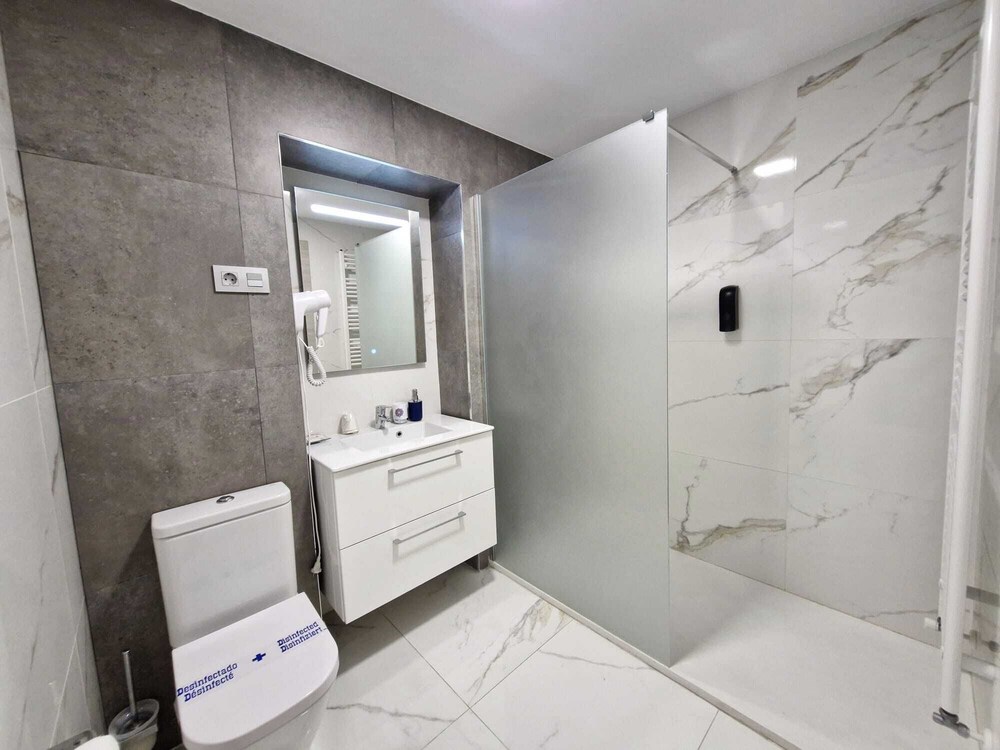 Feeling Home - Suites&Rooms