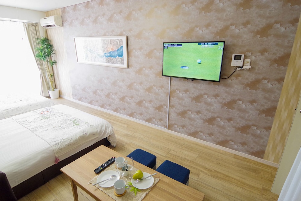 Nipponbashi Art Hotel