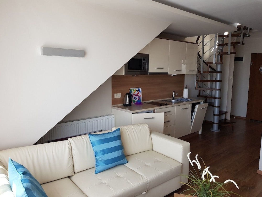 Marina Jastarnia - Apartamenty - Basen