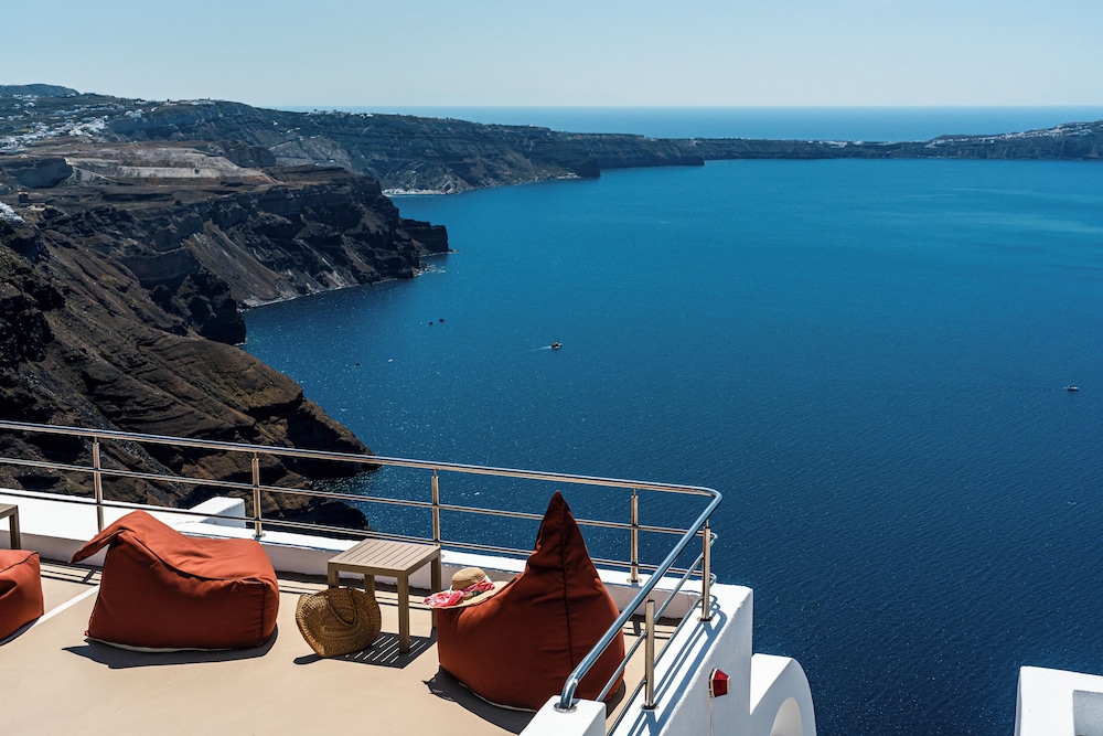 Mardanza Krokos Suites