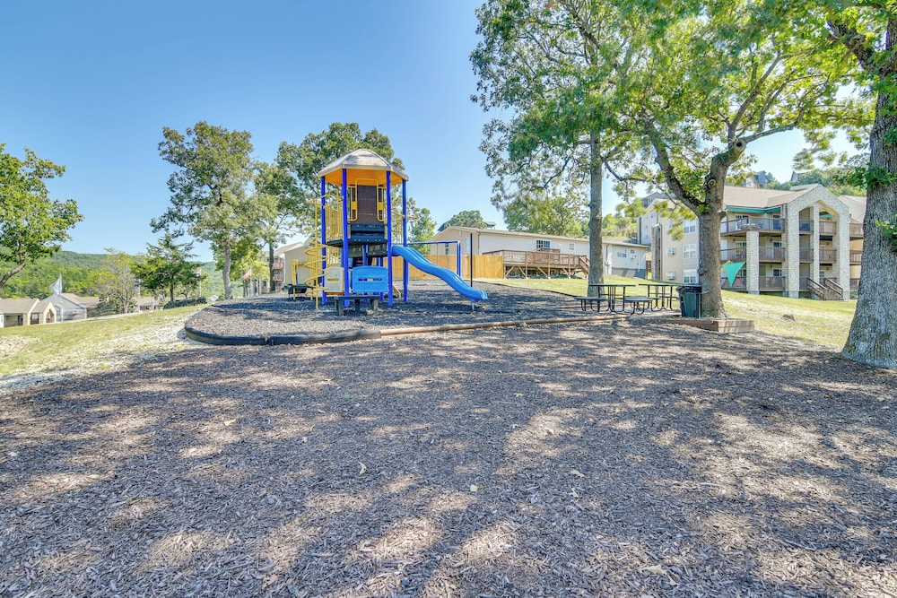 1 Mi to Silver Dollar City! Lake-view Family Haven view 4