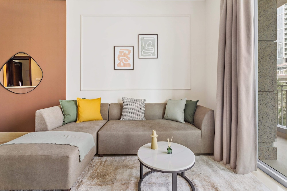 Silkhaus Work From Home Friendly Downtown