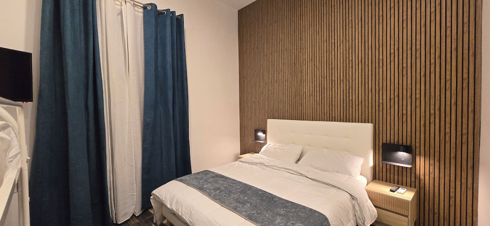 Napoli Central Stay