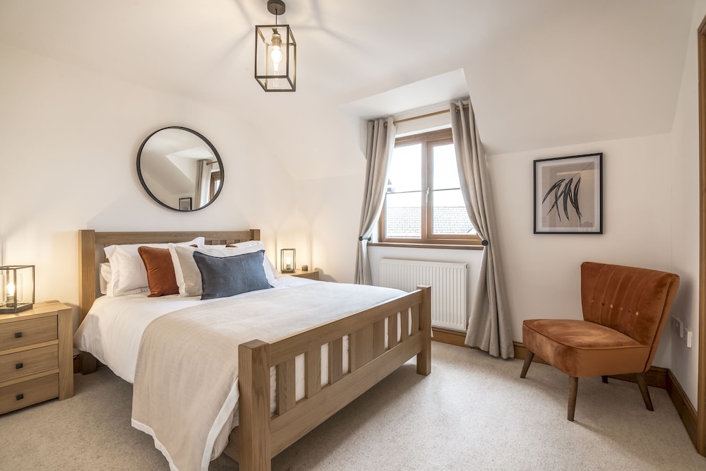 French Fields - 4 Bedroom - St Florence view 5