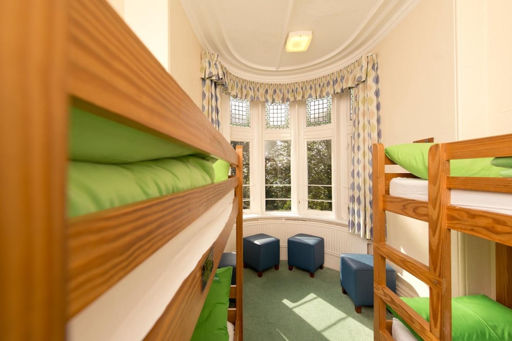 Hope Valley Vacations - YHA Eyam - Hostel - Property Image 1