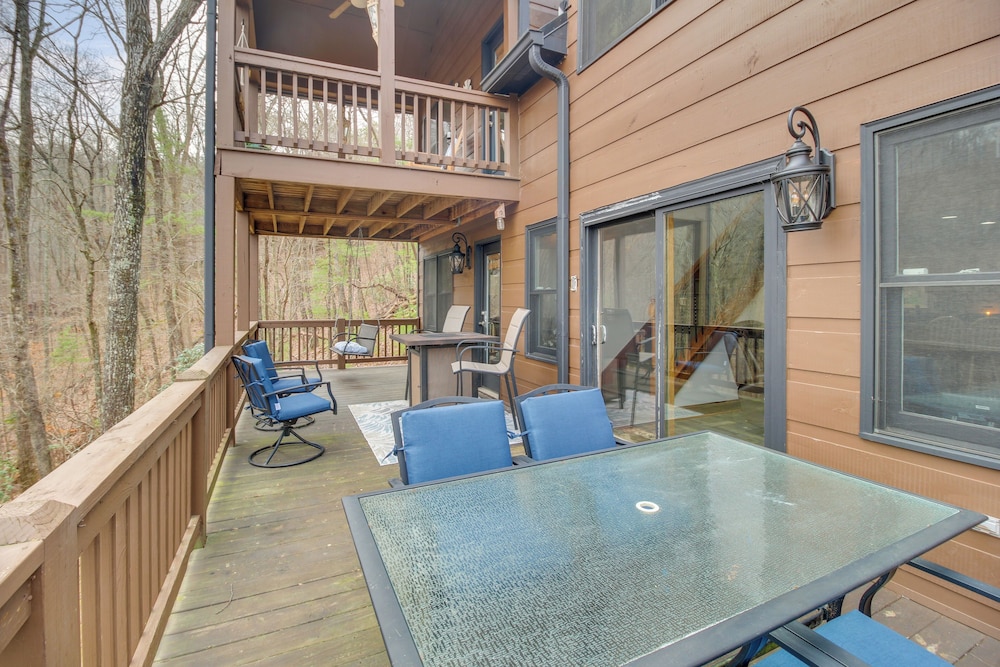 Community Perks: Mtn-view Ellijay Cabin w/ Hot Tub