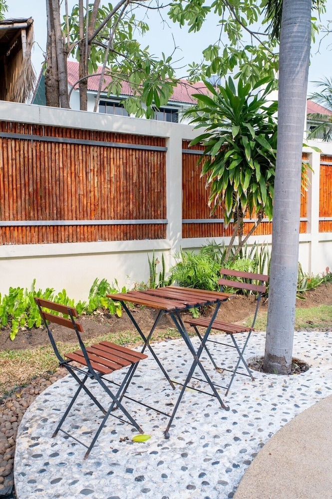 Dolphin Bay Beach Resort