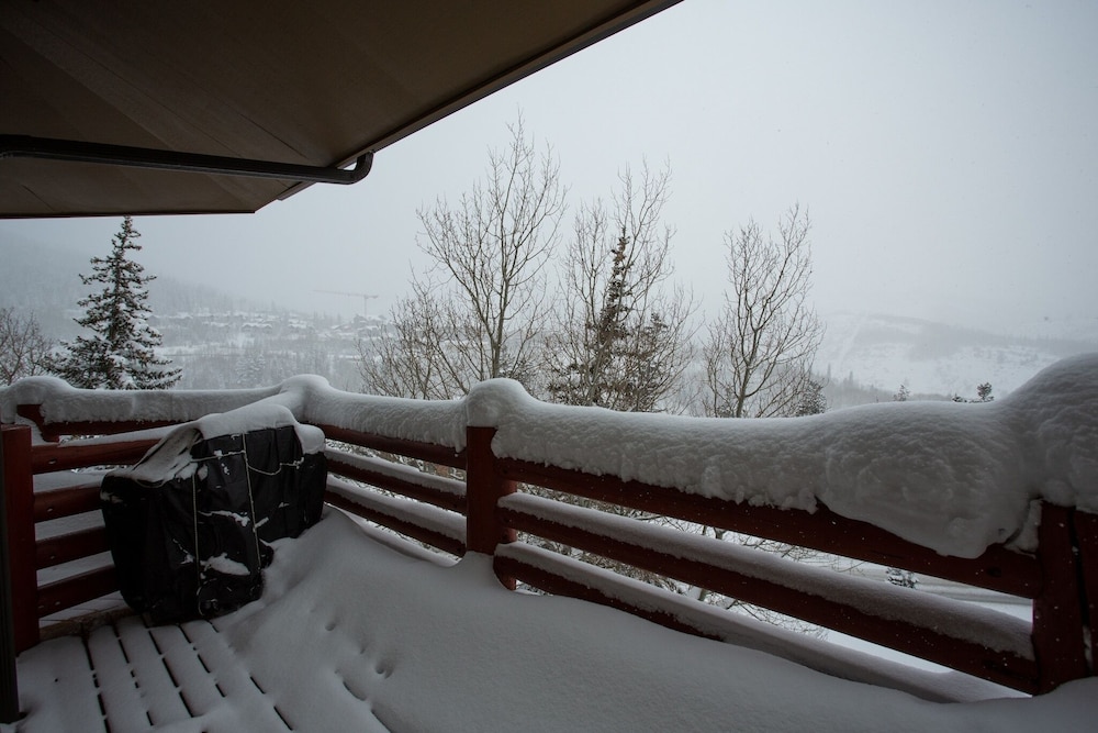 Enclave at Deer Valley Resort - Three Bedroom Condo with Hot Tub #1 3 Condo