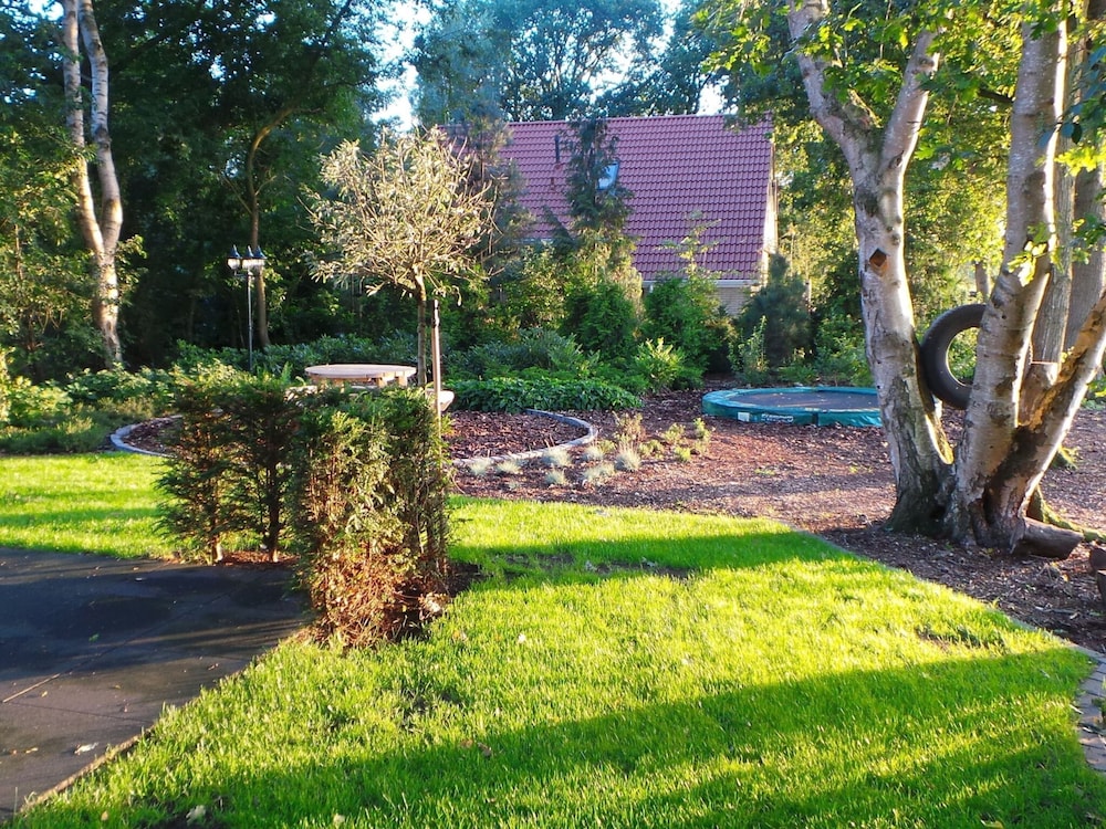 Photo 25