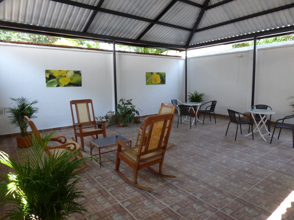 Hotel Mizare I