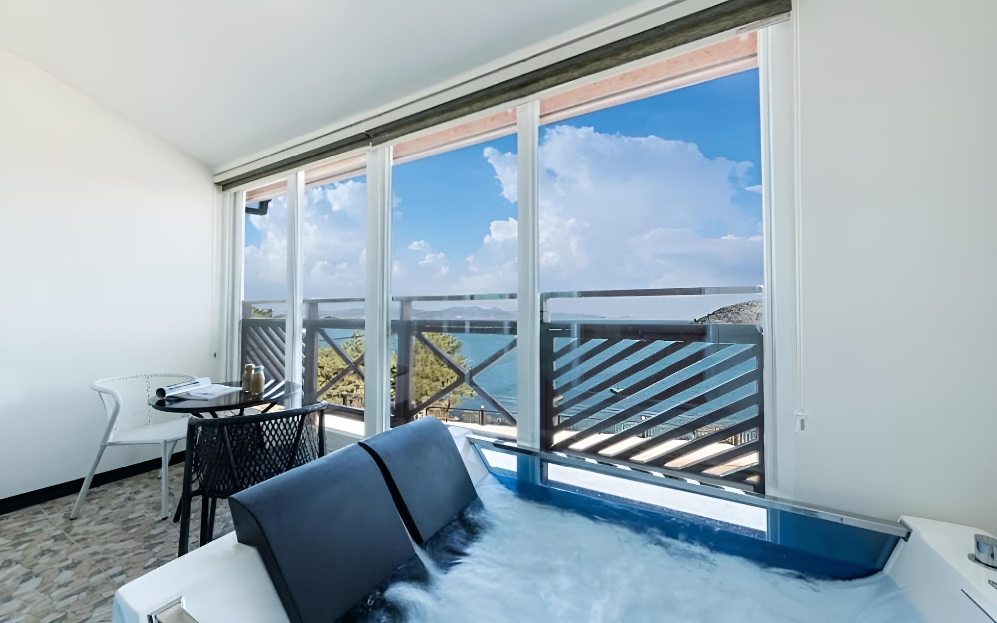 Yeosu Ailia Pension