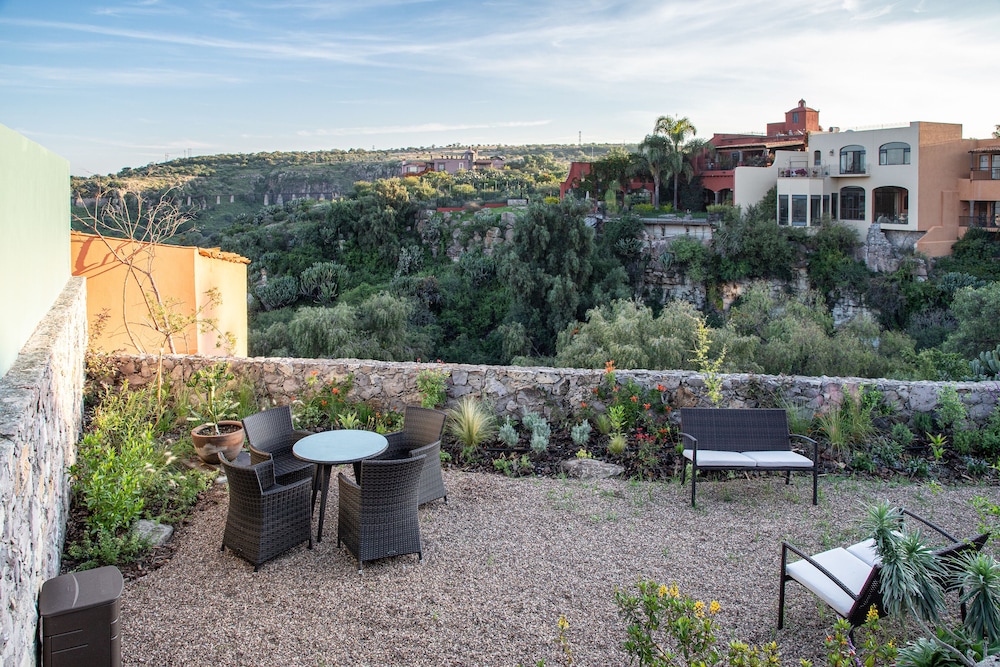 Balcones 5BR Villa | Weddings | Stunning Views view 5
