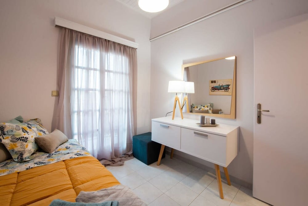 Dolce Favola Nomad Casa - Kalamata s City Getaway