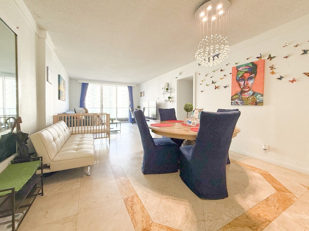 Heated Pools Beach Your Ideal Hollywood Stay