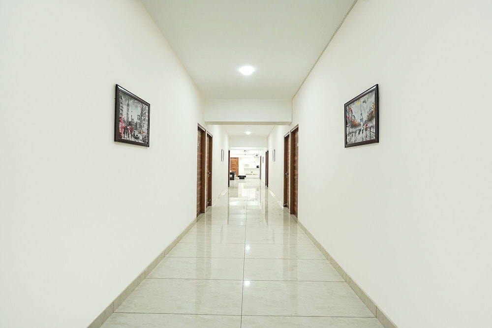 Fabhotel Urban Villa