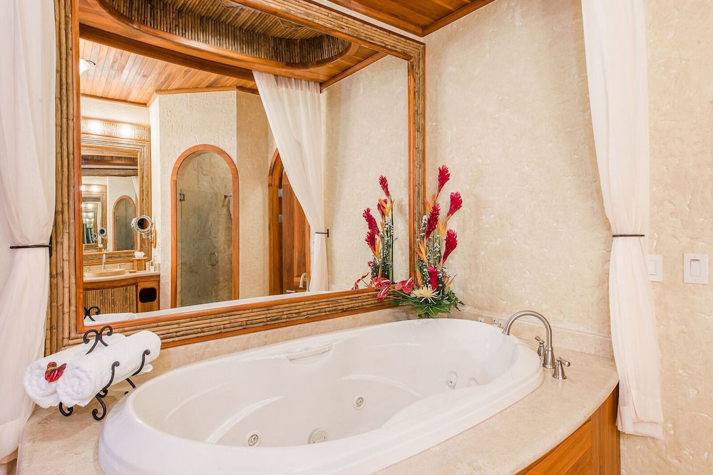 The Springs Resort & Spa at Arenal 36