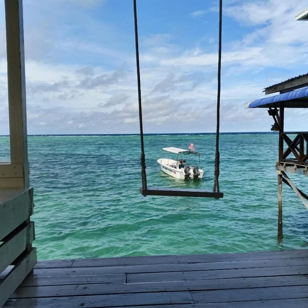 Turtle Garden Lodge