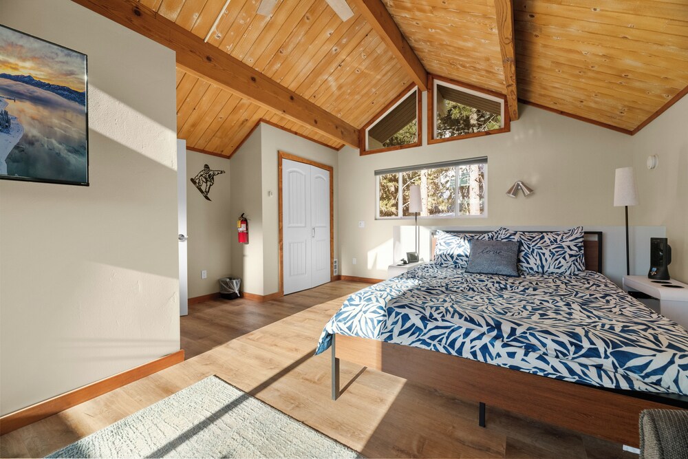 Moonridge Chalet