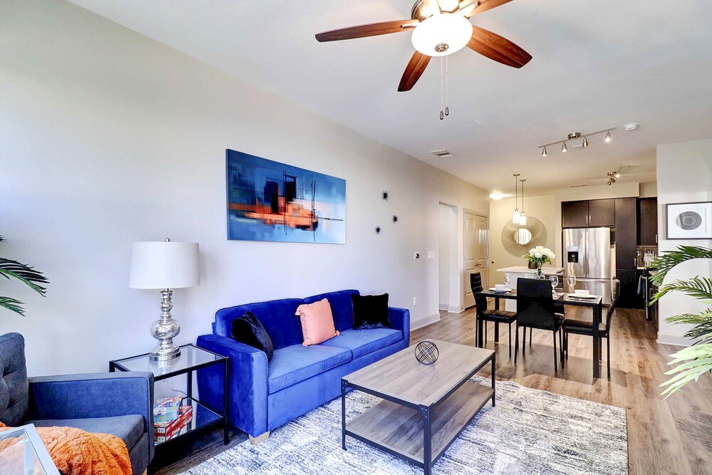 Rooftop Pool with Views-King Beds-Parking 1123 - Property Image 17