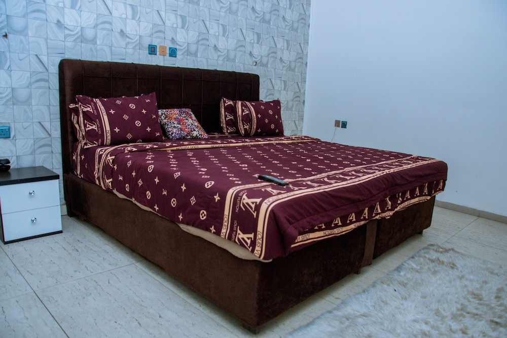 Zoey International Hotels Ltd