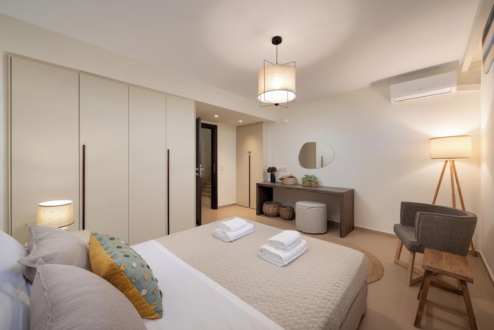 Notiko villas