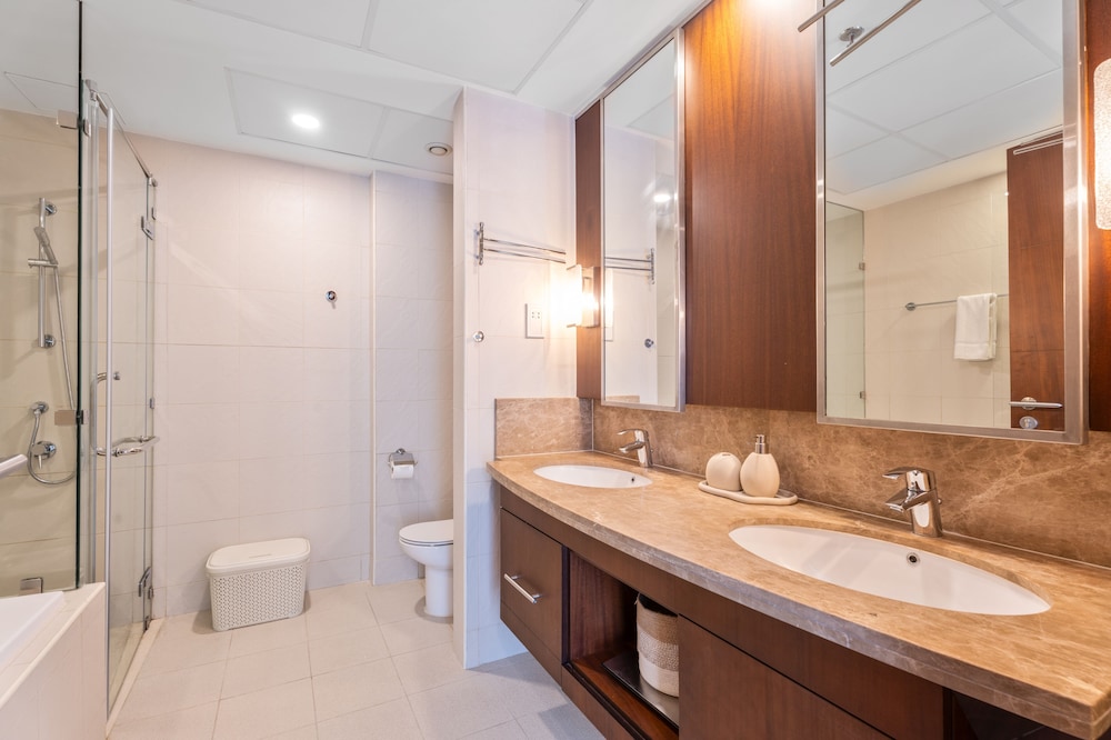 Nasma Luxury Stays - Standpoint Tower A