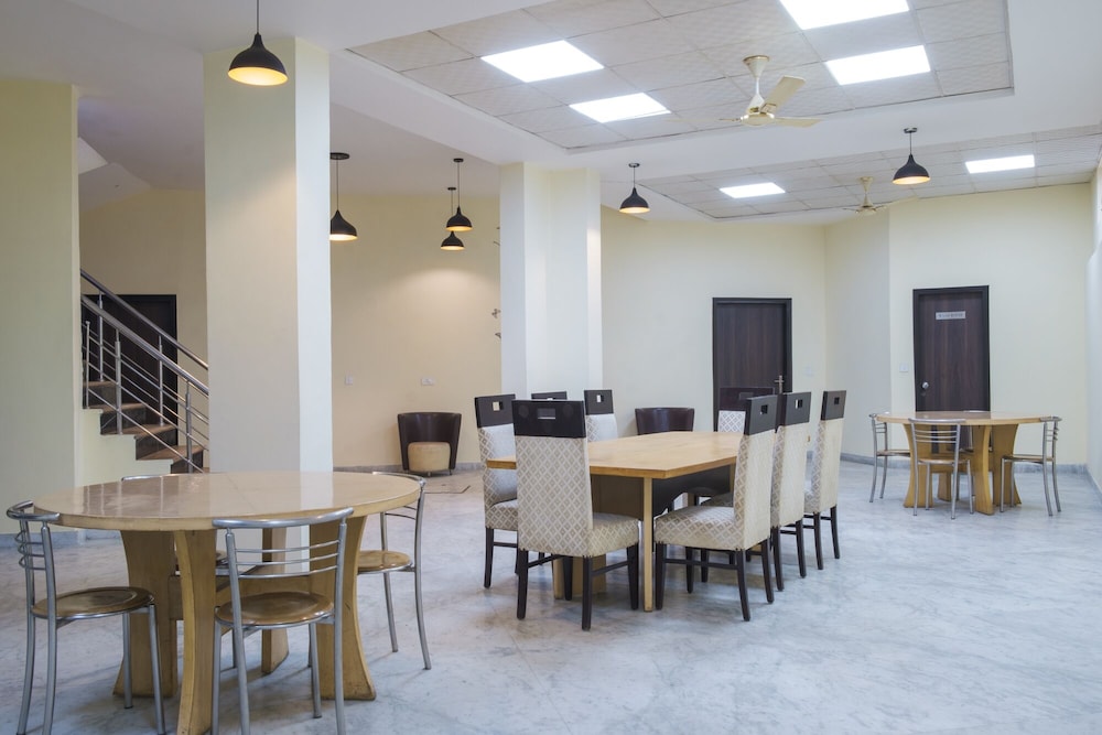 meeting & event spaces