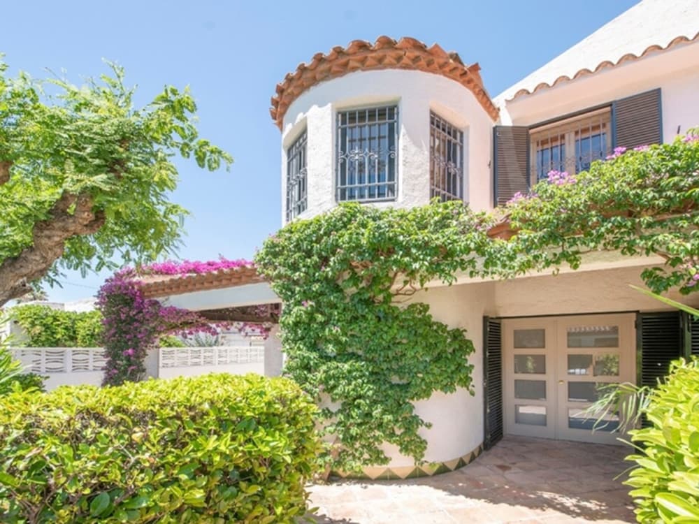 Th129 Villa Marinada en la Playa de Cambrils