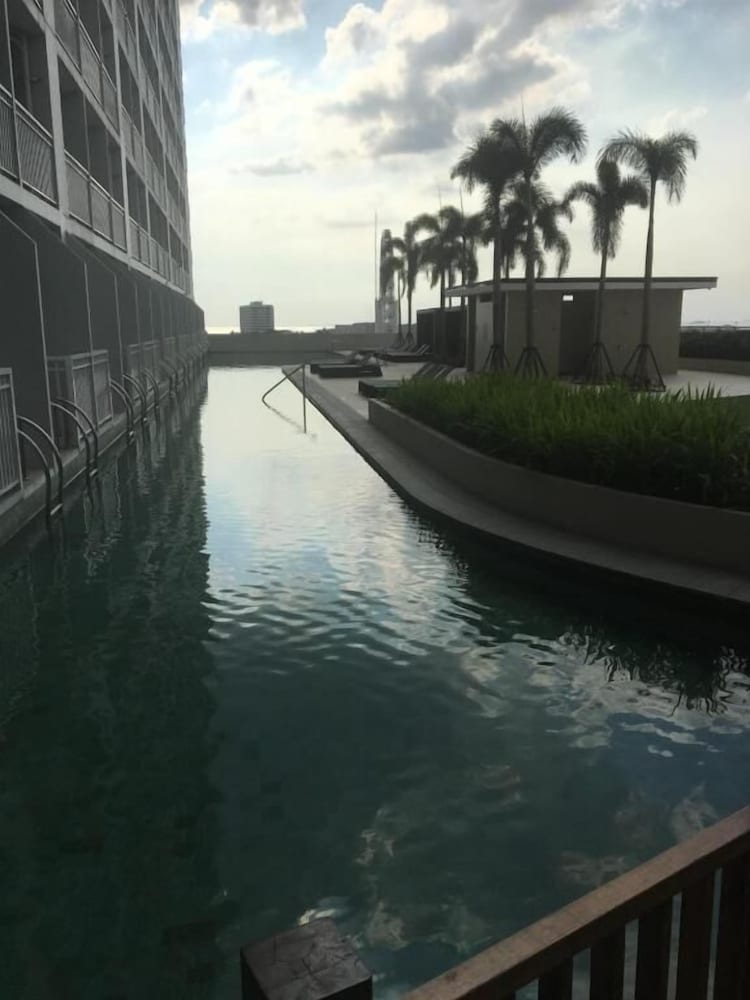 MaxStays Max View at Breeze Residences