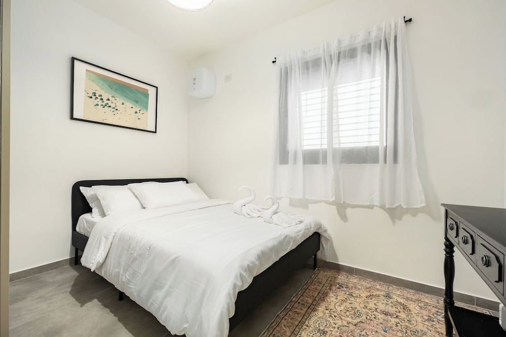 Achziv Chic Beach Haven by Sea N' Rent