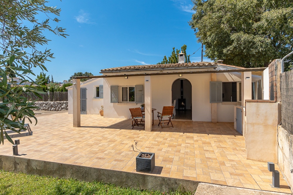Villa in Central Location