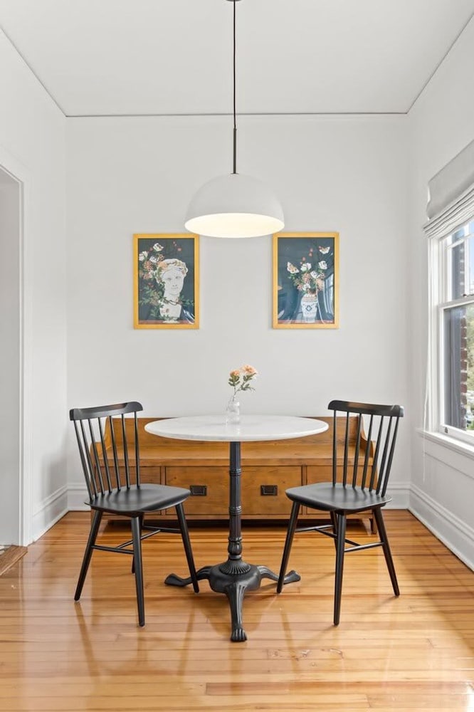 The Adaline 5 by Brightwild Classy Hyde Park Apt view 5